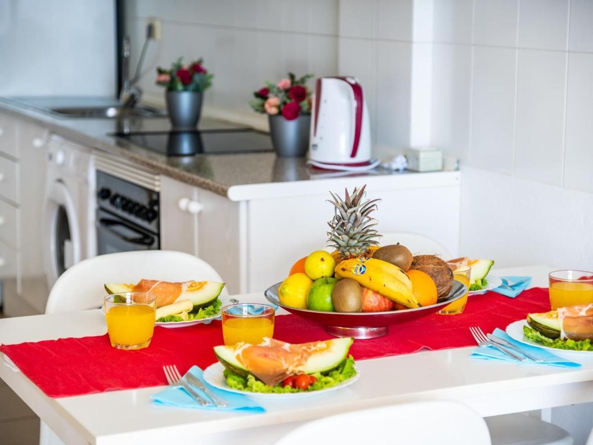 1 1 Beautiful Seafront With Balcony And Wifi Leilighet Los Cristianos  Eksteriør bilde